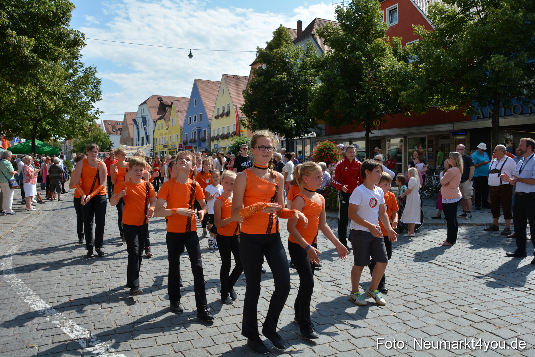 Volksfest Neumarkt 100814 0600